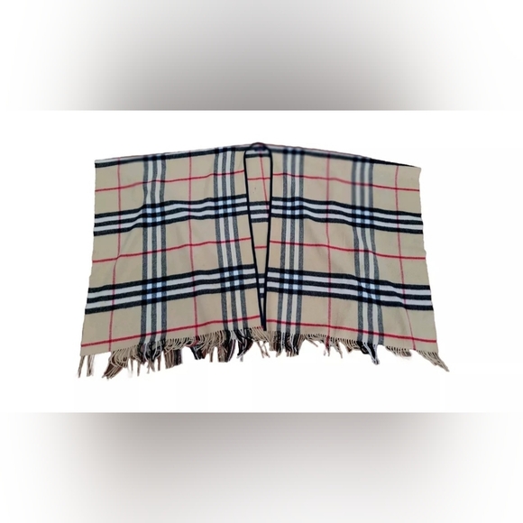 Burberry 100% Lambswool Oversized wrap shawl made in Scotland Retail $1150 - Picture 4 of 10
